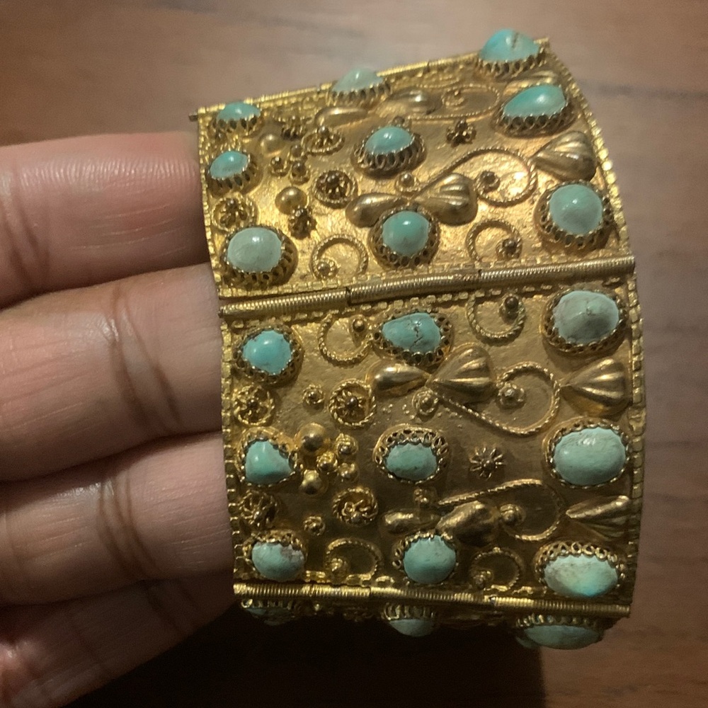 Vintage Gold and Turquoise Cuff Bracelet